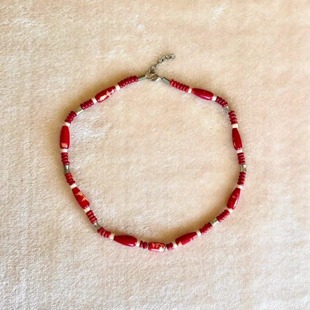 Vintage Y2K Red Beaded Necklace